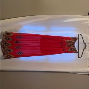 Super cute maxi dress, unique and cool